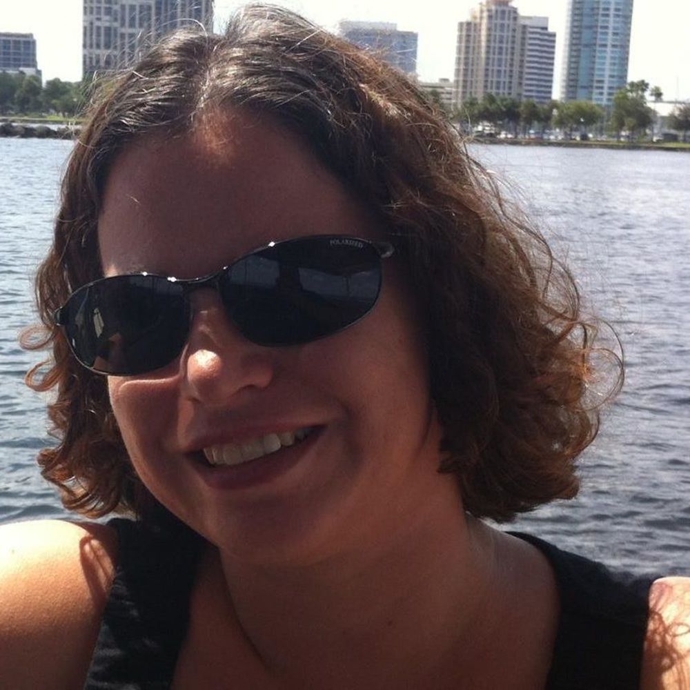 Meet your Posher, Lorinda